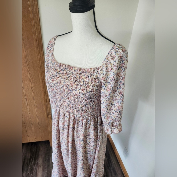Yoviteme Smocked Chic Floral Midi Dress in Cream and Pink - Picture 2 of 5